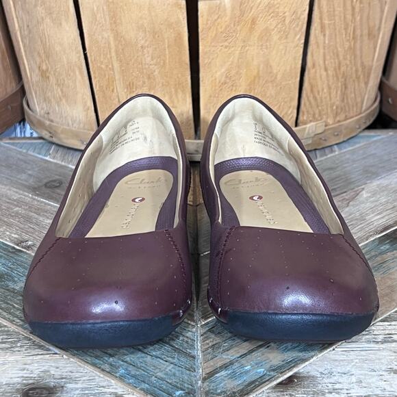 Clarks Unstructured Un Hearth Burgundy Leather Flats Loafers Womens Size 7.5 - Picture 4 of 11